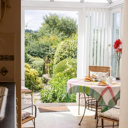 Pass The Keys Cosy Cottage With Views Over The Shropshire Hills Лудлоу Экстерьер фото