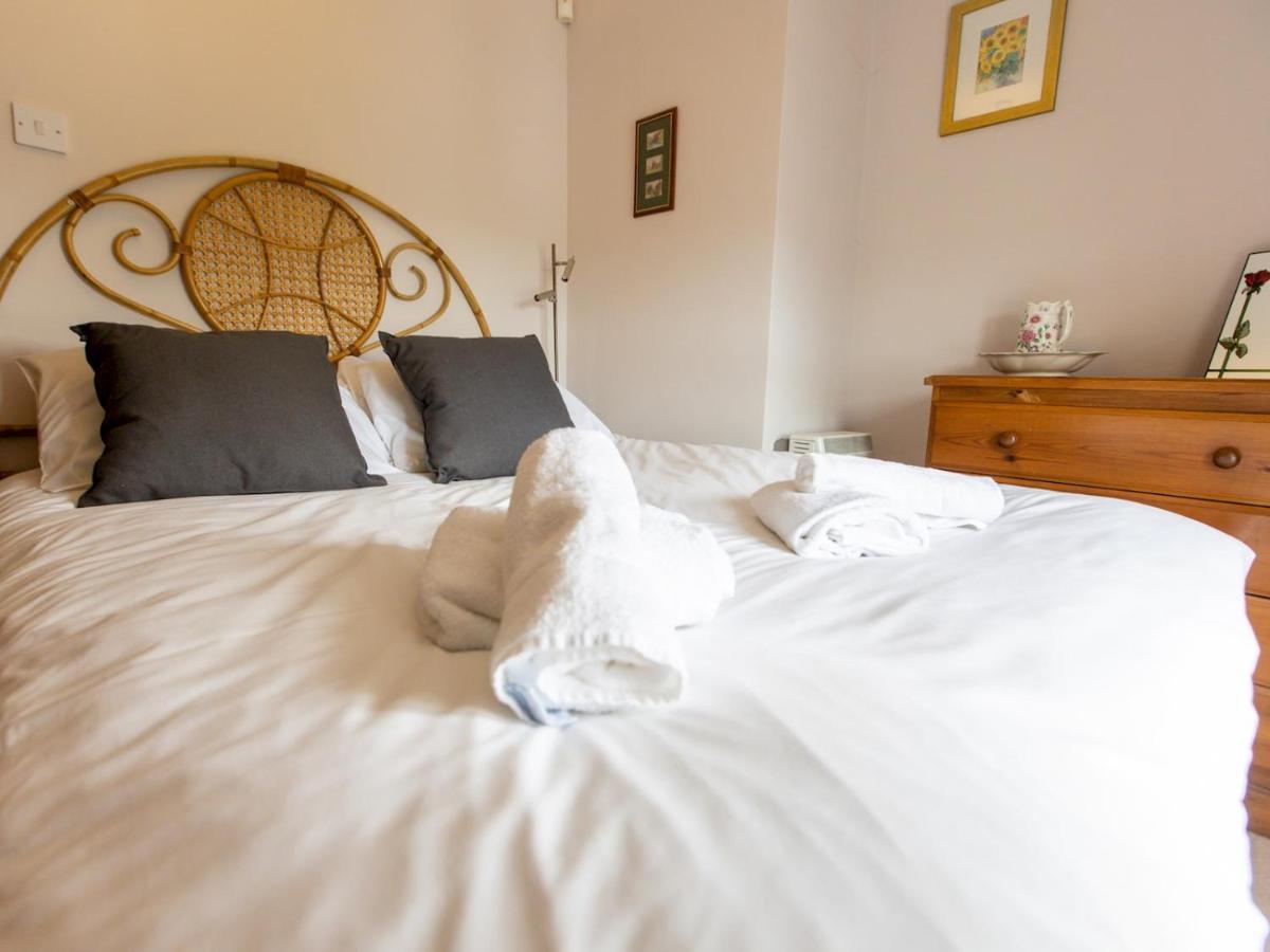Pass The Keys Cosy Cottage With Views Over The Shropshire Hills Лудлоу Экстерьер фото